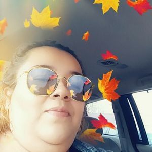 Meet your Posher, Alejandra